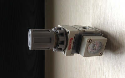 車(chē)速傳感器與輪速傳感器相差怎么樣？